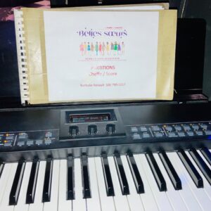 Directrice musicale, répétition des Belles Soeurs de Michel Tremblay, version acadienne, 2022